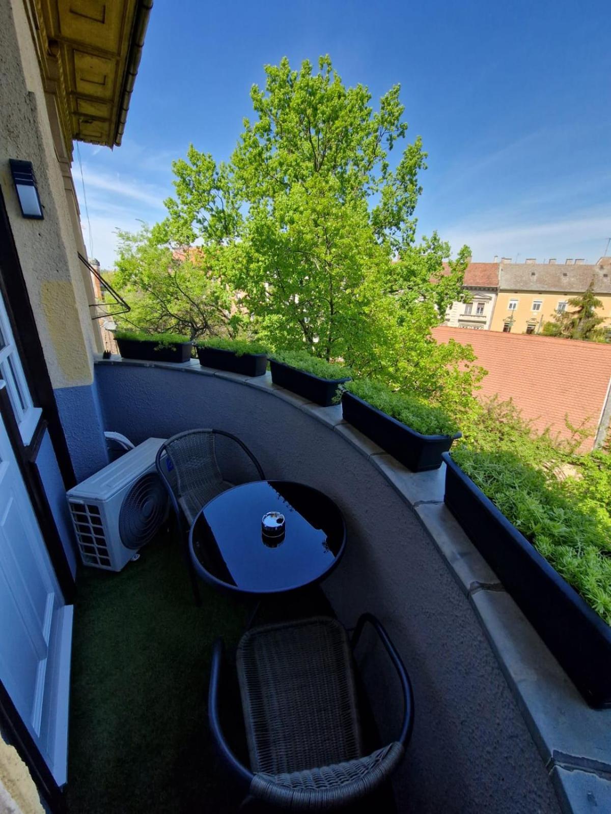 Milla'S Dream Home Szeged Extérieur photo